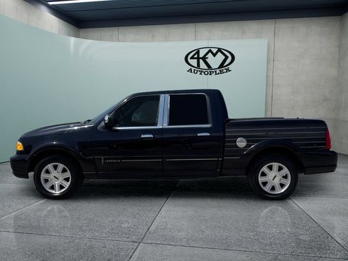 Used 2002 Lincoln Blackwood RWD image 6