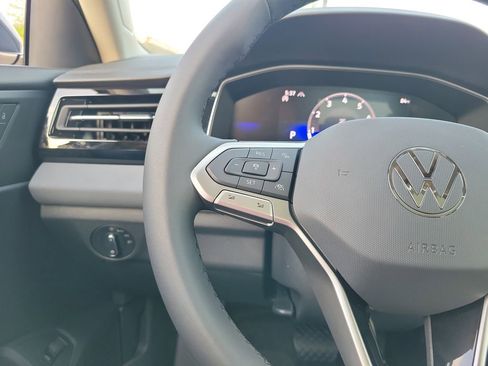 New 2026 Volkswagen Jetta SE FWD image 15