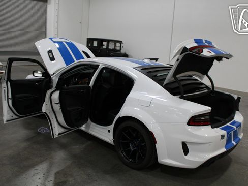 Used 2023 Dodge Charger SRT Hellcat RWD image 32