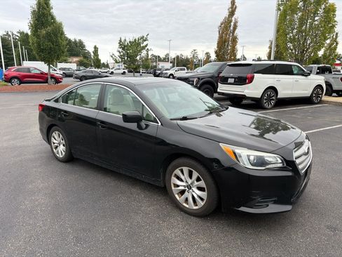 Used 2015 Subaru Legacy 2.5i Premium AWD/4WD image 8