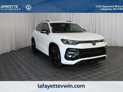 New 2025 Volkswagen Tiguan SE R-Line