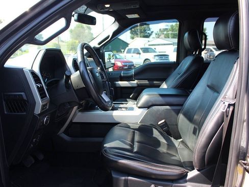 Used 2018 Ford F150 Lariat w/ Equipment Group 501A Mid AWD/4WD image 8