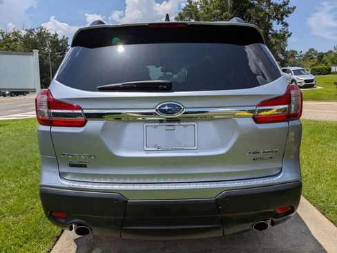 Used 2022 Subaru Ascent Touring AWD/4WD image 9