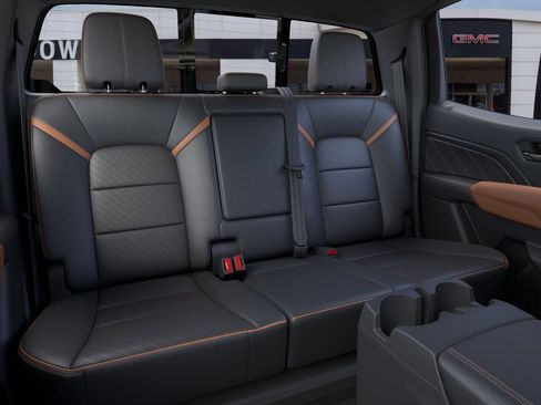 New 2026 GMC Canyon AT4 w/ Technology Plus Package AWD/4WD image 17