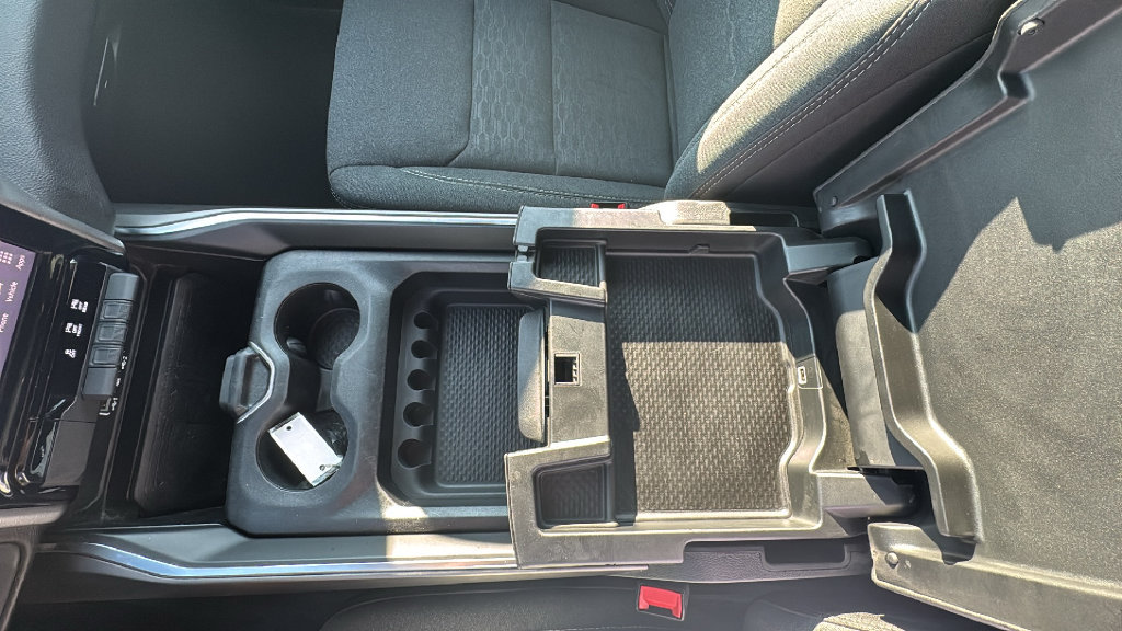 Used 2025 RAM 1500 Big Horn AWD/4WD image 24