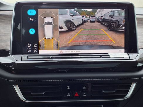 New 2026 Volkswagen Atlas SEL Premium R-Line image 10