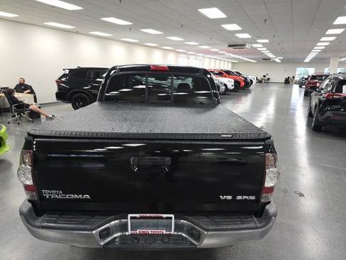 Used 2013 Toyota Tacoma 4x4 Double Cab w/ SR5 Pkg image 5