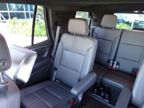 Used 2021 Chevrolet Tahoe RST w/ Luxury Package AWD/4WD image 14