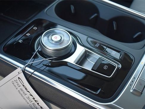 New 2026 Kia Carnival EX image 26