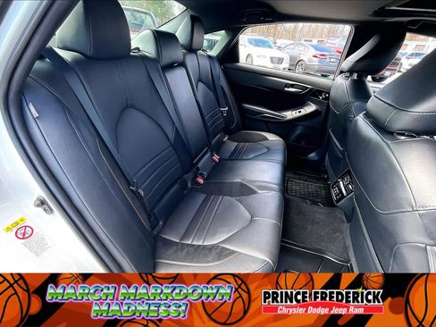 Used 2019 Toyota Avalon Touring w/ Advanced Safety Package image 23
