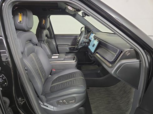 Used 2023 Rivian R1S Adventure AWD/4WD image 24
