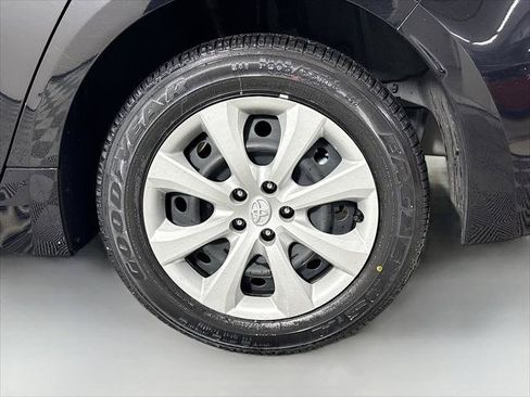 Used 2024 Toyota Corolla LE FWD image 27