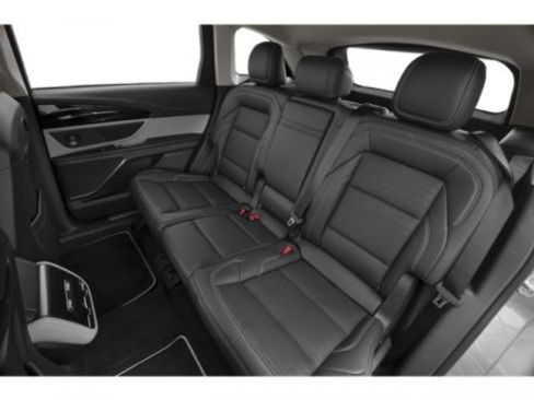 Certified 2024 Lincoln Nautilus Reserve w/ Jet Appearance Package (87T) AWD/4WD image 12