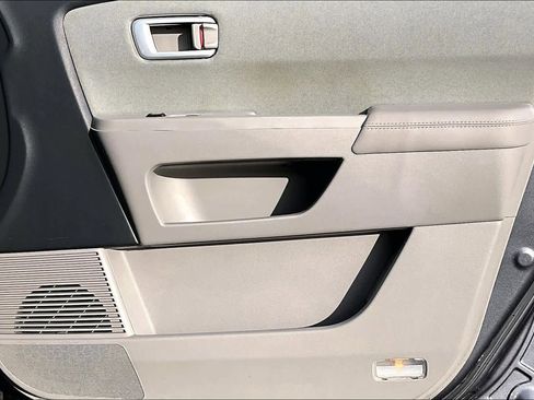 Used 2015 Honda Pilot SE image 26