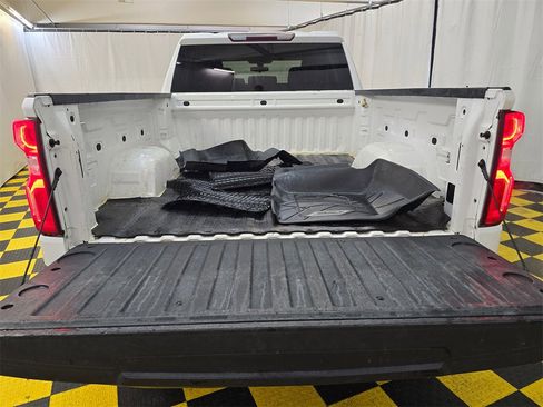 Used 2019 Chevrolet Silverado 1500 Custom w/ Custom Value Package image 14