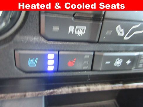 Used 2019 Ford F350 Lariat AWD/4WD image 21