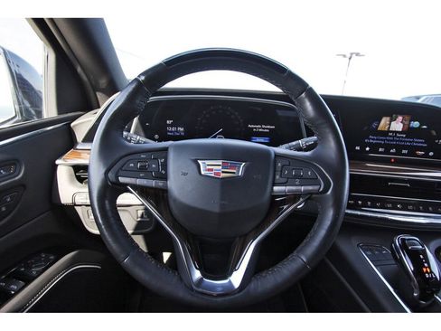 Certified 2023 Cadillac Escalade Premium Luxury image 14