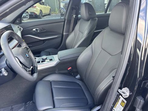 Certified 2025 BMW 330i xDrive Sedan w/ Premium Package image 20