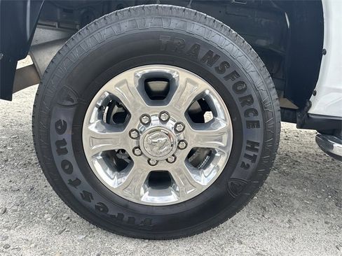 Used 2024 RAM 2500 Big Horn w/ Bed Utility Group image 17