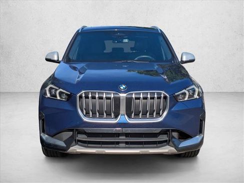 Used 2023 BMW X1 xDrive28i w/ Convenience Package AWD/4WD image 2