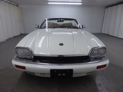 Used 1995 Jaguar XJS 4.0 Convertible image 2