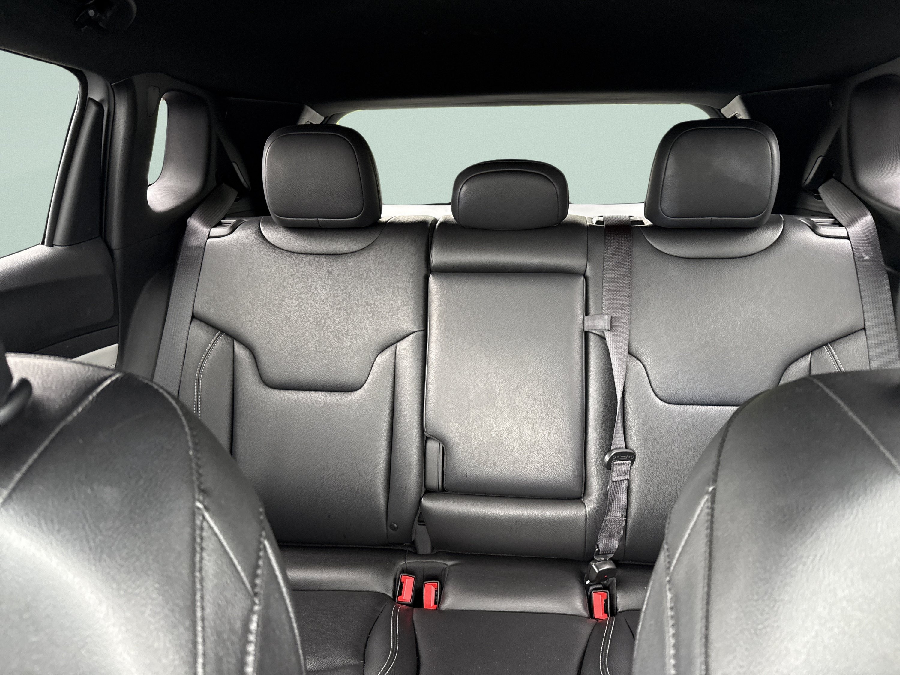 Used 2025 Jeep Compass Limited AWD/4WD image 19