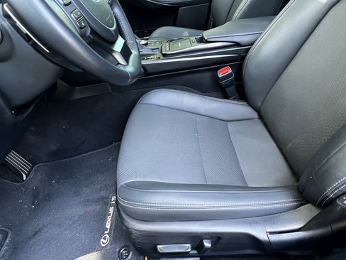 Certified 2025 Lexus IS 350 F Sport w/ Accessory Package 2 RWD image 17