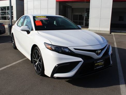 Certified 2023 Toyota Camry SE FWD image 2