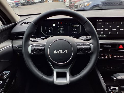 Used 2025 Kia K5 EX image 14