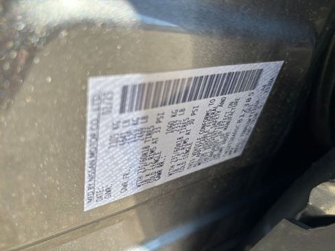 Used 2025 Nissan Rogue SV FWD image 32