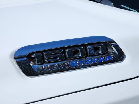 Used 2024 RAM 1500 Lone Star image 12