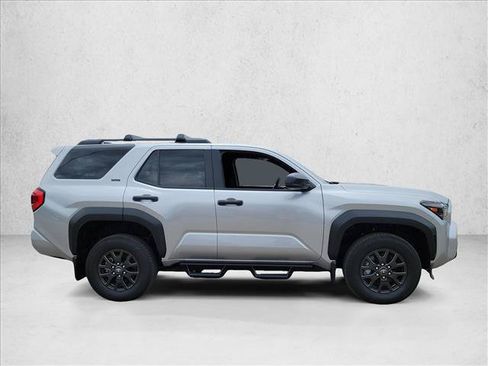 Used 2026 Toyota 4Runner SR5 AWD/4WD image 4