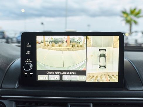 Used 2023 Honda Pilot Elite image 56