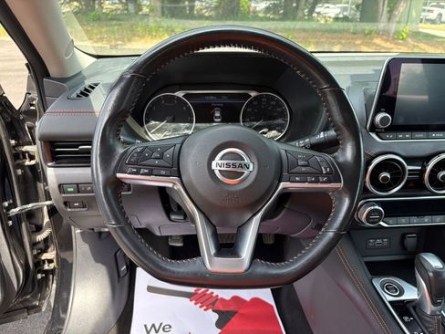Used 2022 Nissan Sentra SR FWD image 15