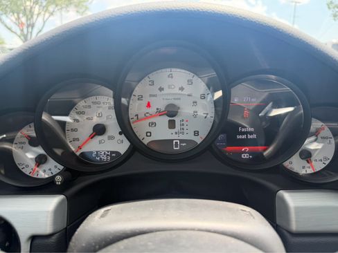 Used 2017 Porsche 911 Carrera RWD image 8