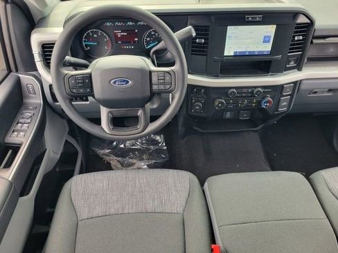New 2026 Ford F250 XLT w/ FX4 Off-Road Package AWD/4WD image 9