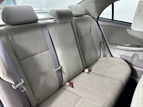 Used 2010 Toyota Corolla LE FWD image 26