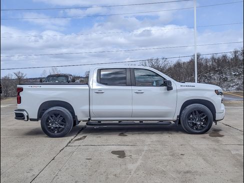 Used 2024 Chevrolet Silverado 1500 RST w/ Rally Edition image 6