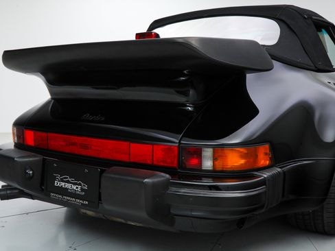 Used 1989 Porsche 911 Turbo RWD image 9