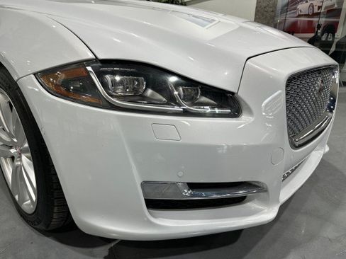 Used 2016 Jaguar XJ L Portfolio AWD/4WD image 21