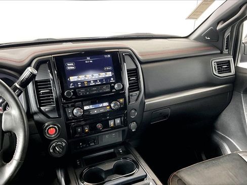 Used 2021 Nissan Titan PRO-4X w/ Pro-4x Convenience Package image 5