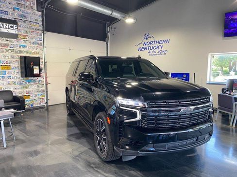 Used 2022 Chevrolet Suburban RST w/ Luxury Package AWD/4WD image 1