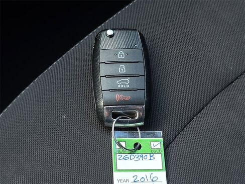 Used 2016 Kia Soul image 32