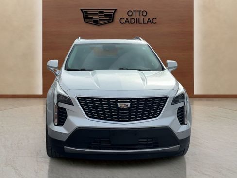 Used 2021 Cadillac XT4 Premium Luxury w/ Cold Weather Package image 8