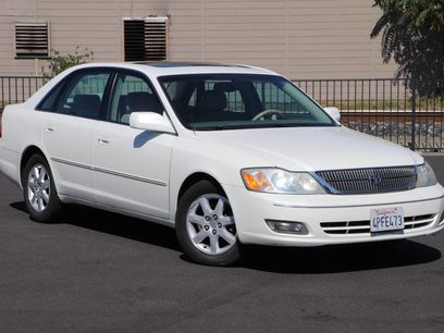 Used 2001 Toyota Avalon XLS