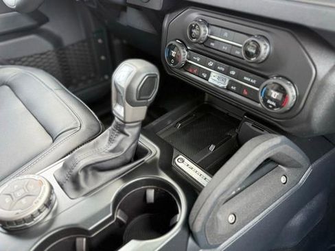 New 2025 Ford Bronco Big Bend w/ Black Diamond Package image 23