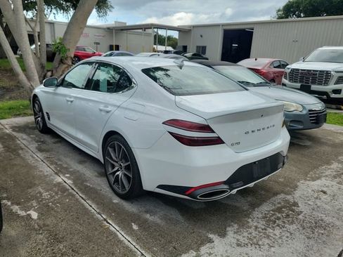 Used 2025 Genesis G70 2.5T RWD image 3