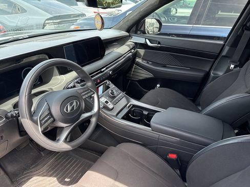 Used 2025 Hyundai Palisade Calligraphy image 5