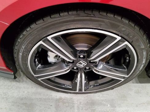 Used 2024 Honda Accord Sport image 30