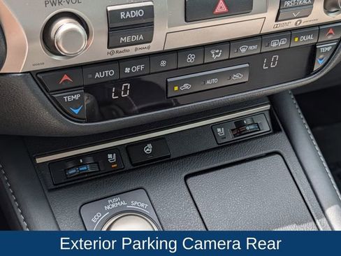 Used 2017 Lexus ES 350 FWD image 17